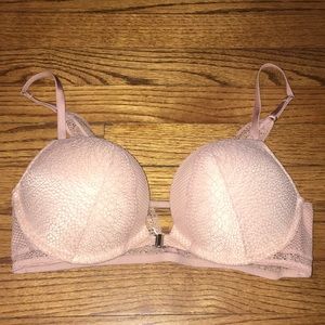 Bombshell plunge front clasp